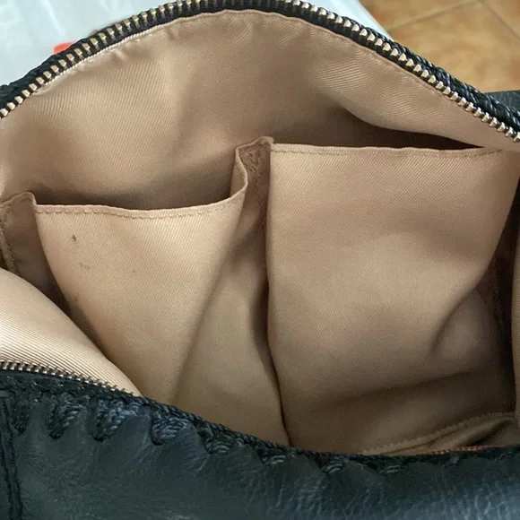 Beautiful SAK purse! In excellent used condition. - Picture 6 of 14